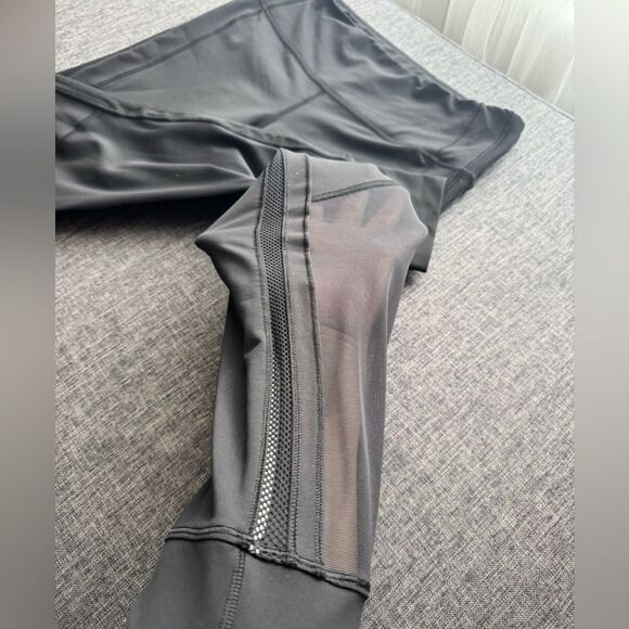 Lululemon Pants Womens 8 Black Stretch 26" Cuff Cropped Mid Rise Leggings Read - Picture 11 of 11